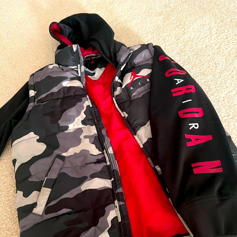 Air Jordan Puffer vest hooded jacket